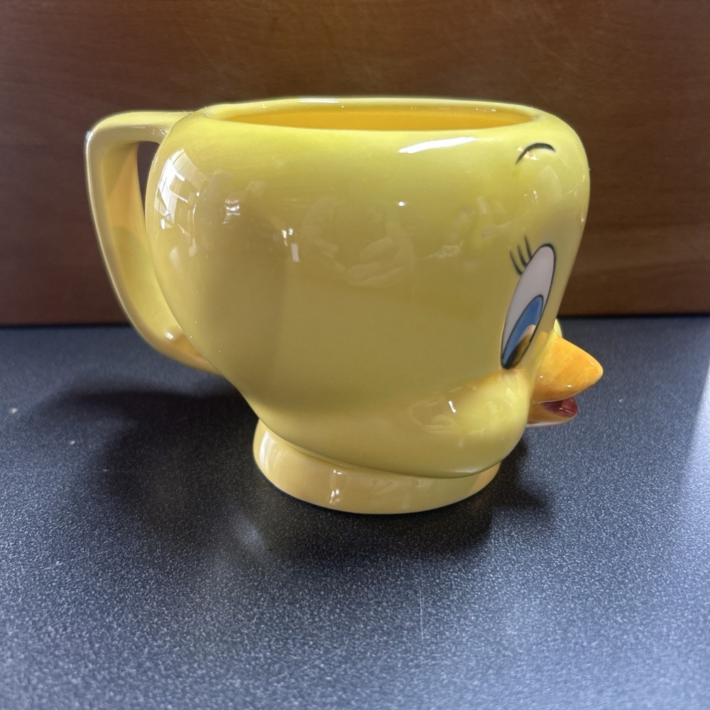 1989 VINTAGE Tweety Bird Ceramic 3D Coffee Mug Looney Tunes Applause - Picture 2 of 6